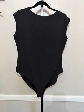 Nine Britton Black Cap Sleeve Scoop Back Bodysuit XL NWT